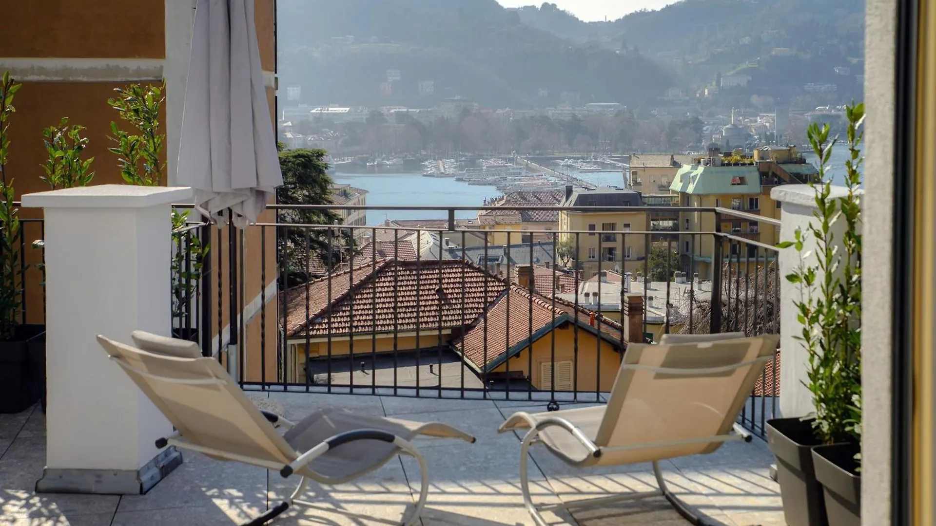 Villa Miranda & Boat Como 0*,  Italy